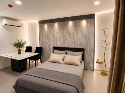 Studio condo for rent near BTS Ha Yaek Lat Phrao, photo 1 of 5
