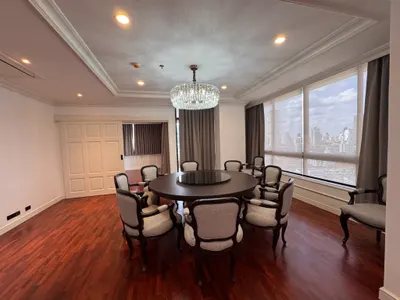 3-bed condo for rent near BTS Phrom Phong, photo 4 of 5