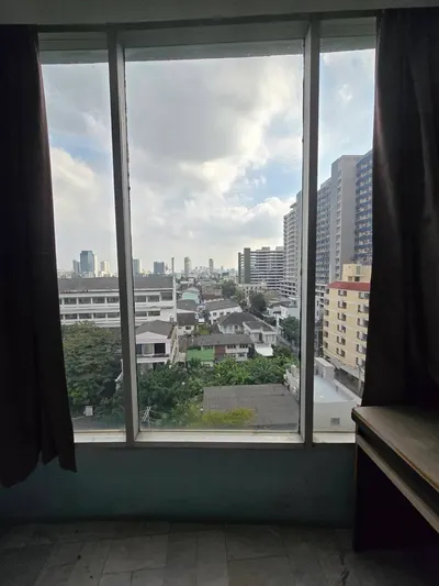 Studio à vendre près de la station MRT Phahon Yothin, photo 4 sur 5