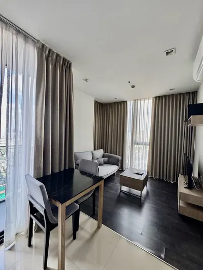Condo 1 chambre à louer à THE LINE Asoke-Ratchada, photo 2 sur 5