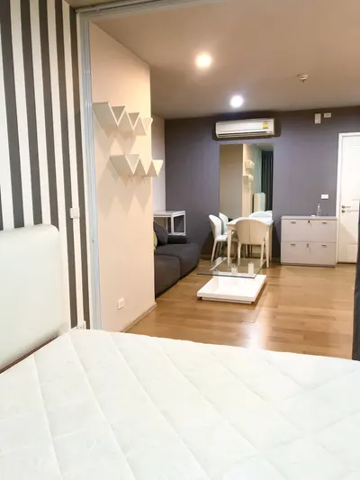 1-bed condo for rent at Hive Sathorn Condo, photo 4 of 5