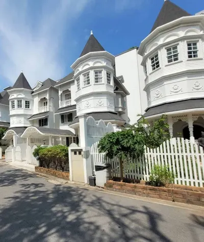 4-bed house for rent in Bangkok, photo 1 of 5