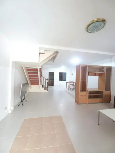 3-bed townhouse for rent near ARL Ramkhamhaeng, photo 5 of 5