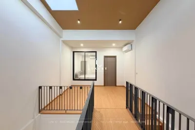 Maison de ville 3 chambres à louer près de la station BTS Ekkamai, photo 5 sur 5