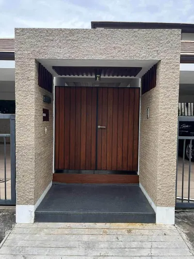 Maison 5 chambres à vendre près de la station MRT Bang Kapi, photo 3 sur 5