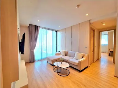 Bearing Residenceの2ベッドルームコンドミニアム（賃貸）、写真3/5