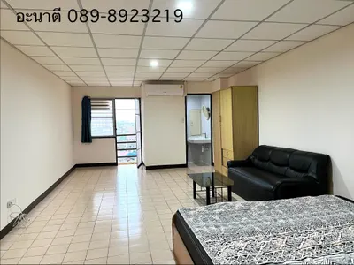 Apartment for rent near MRT Wong Sawang, photo 1 of 5