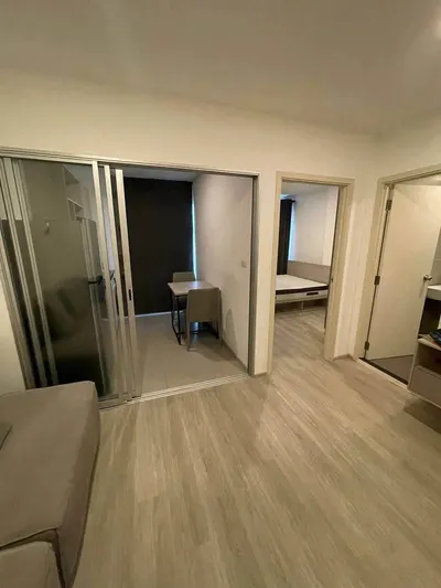 Condo 1 chambre à louer à Elio Sathorn-Wutthakat, photo 3 sur 5