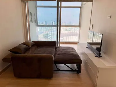 Condo 2 chambres à louer à The Coast Bangkok, photo 2 sur 5