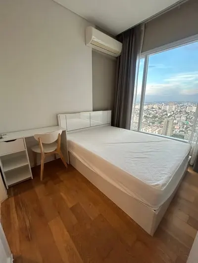 1-bed condo for rent near MRT Phahon Yothin, photo 1 of 5