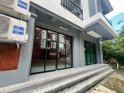 ลาดพร้าวชาโตว์ Ladprao Chateau的公寓楼出租，第3张，共5张