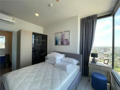 Condo à louer à XT Ekkamai, photo 3 sur 5