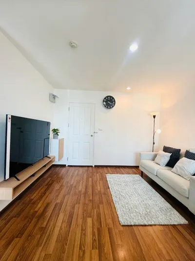 1-bed condo for sale near BTS Mo Chit, photo 2 of 5