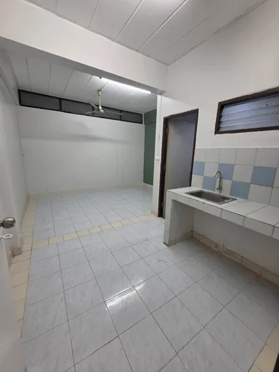 Apartment for rent near MRT Sukhumvit, photo 1 of 5