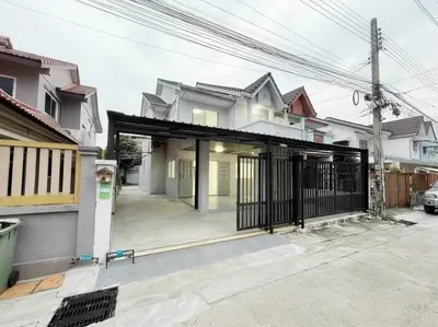 MRT サイマー駅周辺の3ベッドルーム一戸建て（賃貸）、写真1/5