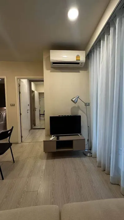 2-bed condo for rent at Vtara Sukhumvit 36, photo 2 of 5
