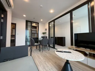 Condo à louer à XT HUAIKHWANG, photo 1 sur 5