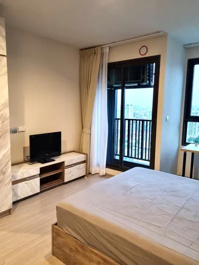 1-bed condo for rent near MRT Lat Phrao, photo 2 of 5