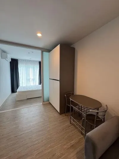 1-bed condo for rent at Regent Home Bangna, photo 3 of 5