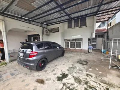 MRT 叻抛站附近的3房独栋住宅出租，第3张，共5张