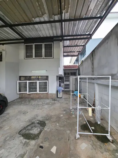 MRT 叻抛站附近的3房独栋住宅出租，第4张，共5张