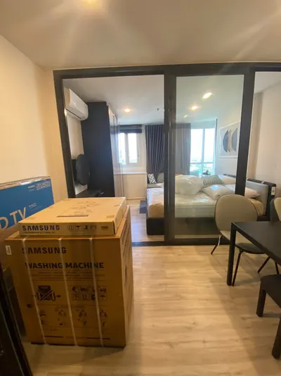 1-bed condo for rent at XT HUAIKHWANG, photo 2 of 5
