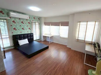 6-bed house for rent near BTS Khu Khot, photo 5 of 5