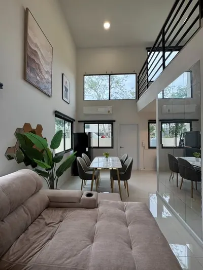 2-bed townhouse for rent near BTS Bang Na, photo 1 of 5