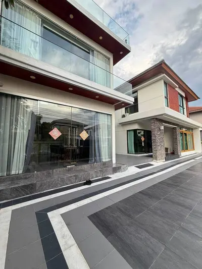4-bed house for rent in Bang Khun Thian, photo 3 of 5