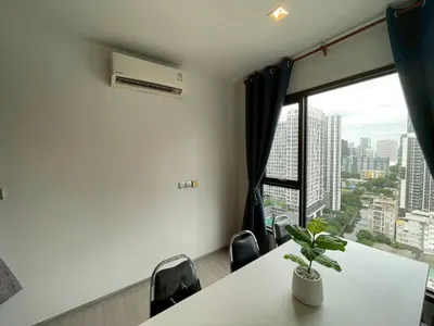 LIFE Asoke - Rama 9的1房公寓出租，第4张，共5张