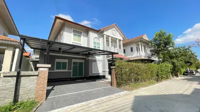 巴威区的4房独栋住宅出售，第1张，共5张