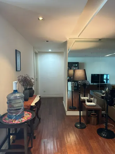 3-bed condo for sale near BTS Phrom Phong, photo 4 of 5