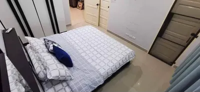Appartement à louer près de la station MRT Huai Khwang, photo 3 sur 5