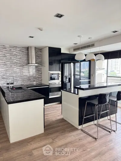 5-bed house for rent near BTS Thong Lo, photo 5 of 5