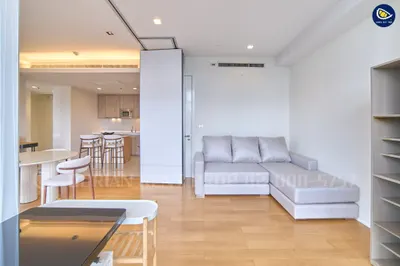 Condo 2 chambres à louer à Circle Living Prototype, photo 3 sur 5