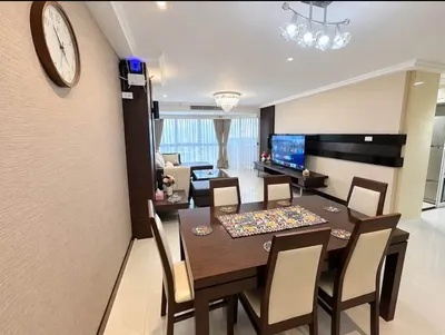 3-bed condo for rent at Waterford Diamond Tower, photo 1 of 5