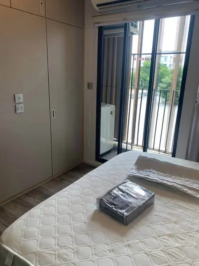 1-bed condo for rent near MRT Huai Khwang, photo 7 of 10