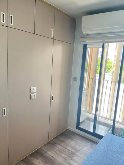 1-bed condo for rent near MRT Huai Khwang, photo 3 of 10