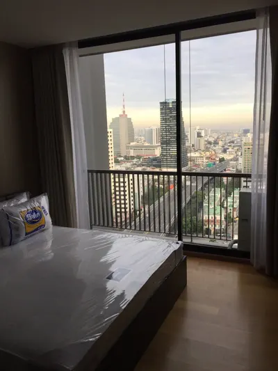 Studio condo for sale at Noble Revo Silom, photo 4 of 5