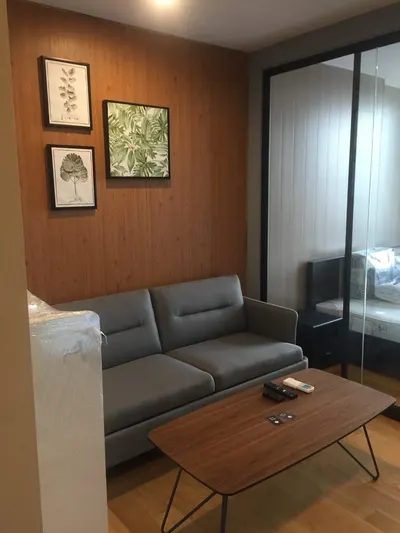 Studio condo for sale at Noble Revo Silom, photo 2 of 5