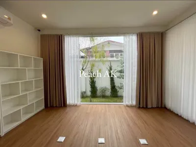 3-bed house for sale near MRT Chok Chai 4, photo 3 of 5