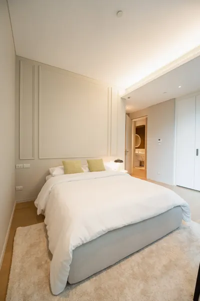 2-bed condo for rent at Baan Sindhorn (บ้านสินธร), photo 8 of 9