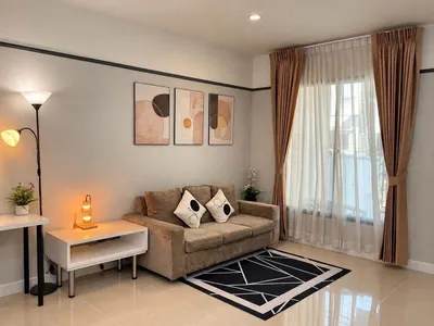Pleno Sukhumvit-Bangna 2の3ベッドルームタウンハウス（賃貸）、写真2/5