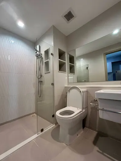 Studio condo for rent near MRT Lat Phrao, photo 3 of 5