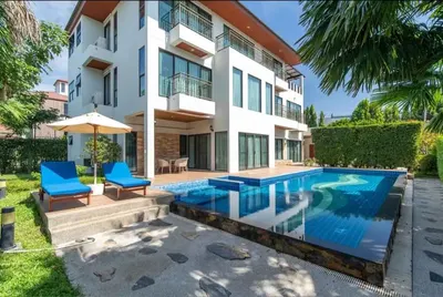 22/40 Perfect Masterpiece, Rama 9, Soi 7, Prawet dst. Motorway rd.的6房独栋住宅出租，第1张，共5张