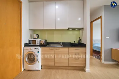 1-bed condo for rent at Circle Condominium 1, photo 2 of 5