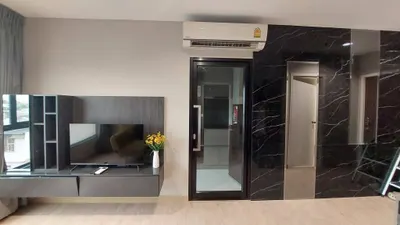 1-bed condo for rent near MRT Bang Khun Non, photo 4 of 5