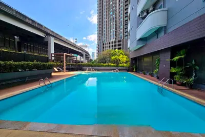 ให้เช่าคอนโด 2 ห้องนอน Witthayu Complex รูปที่ 1 จาก 5
