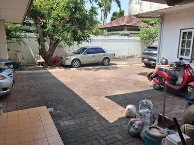 MRT 帕西乍伦站附近的4房独栋住宅出售，第3张，共5张