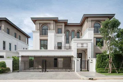 CINQ ROYAL Krungthep Kreethaの5ベッドルーム一戸建て（賃貸）、写真2/6